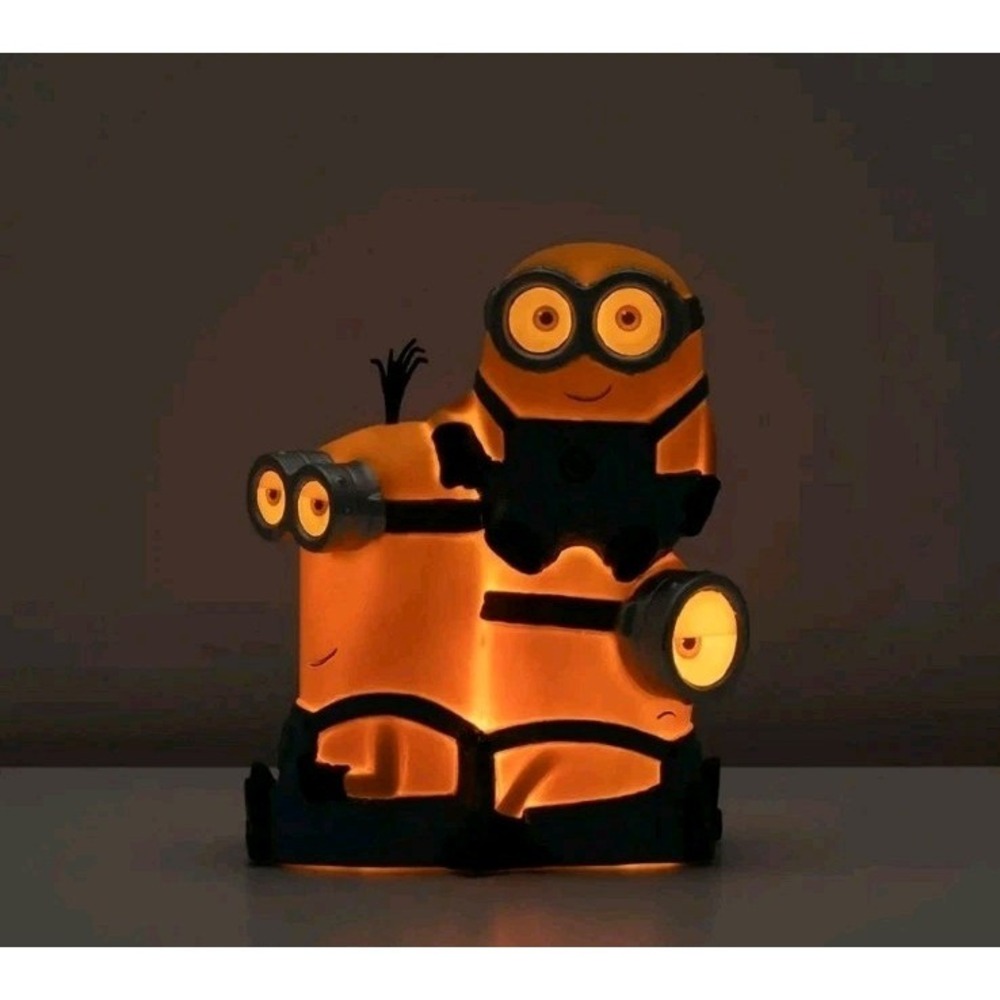 Minions Scentsy Wax Warmer Despicable‎ Me Exclusive Ceramic Kevin Stuart Bob
